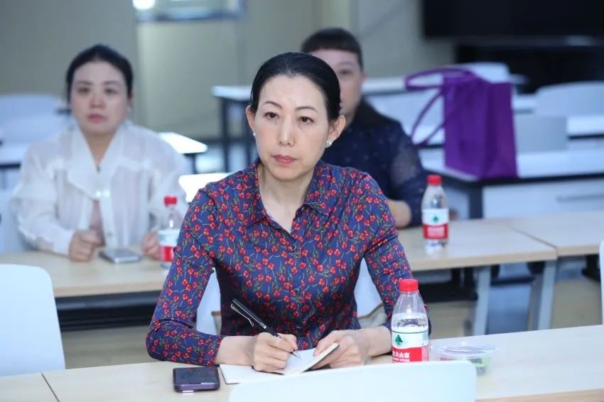 喜報-熱烈祝賀鄧邦蓮院長當選為陜西省醫(yī)師協(xié)會口腔醫(yī)師分會第二屆委員會常務(wù)委員